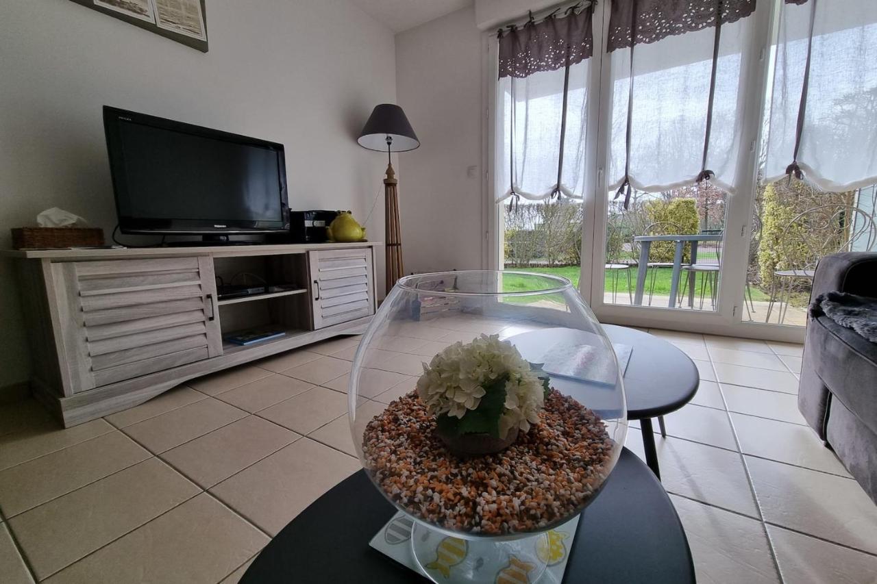 Quiet Apartment With Garden And Optical Fiber Cabourg Esterno foto